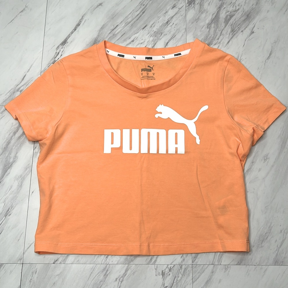 Like New! Puma Semi-Cropped Athletic Shirt, Women’s Medium